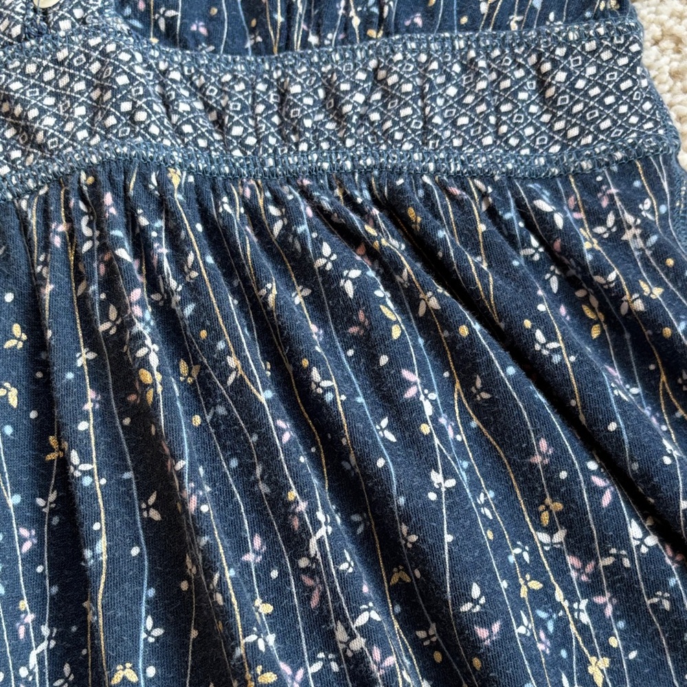Vintage Hollister Navy Floral V-Neck Blouse - Picture 6 of 6